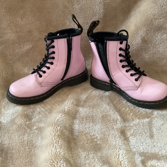 Girls toddler Doc Martens - Picture 1 of 4